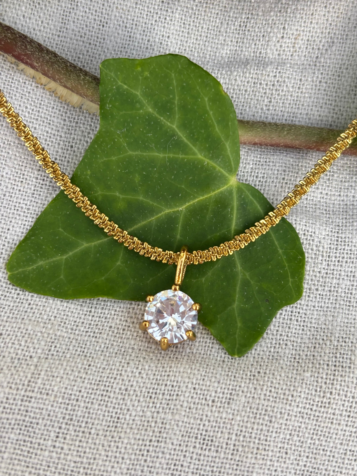 Collier ada