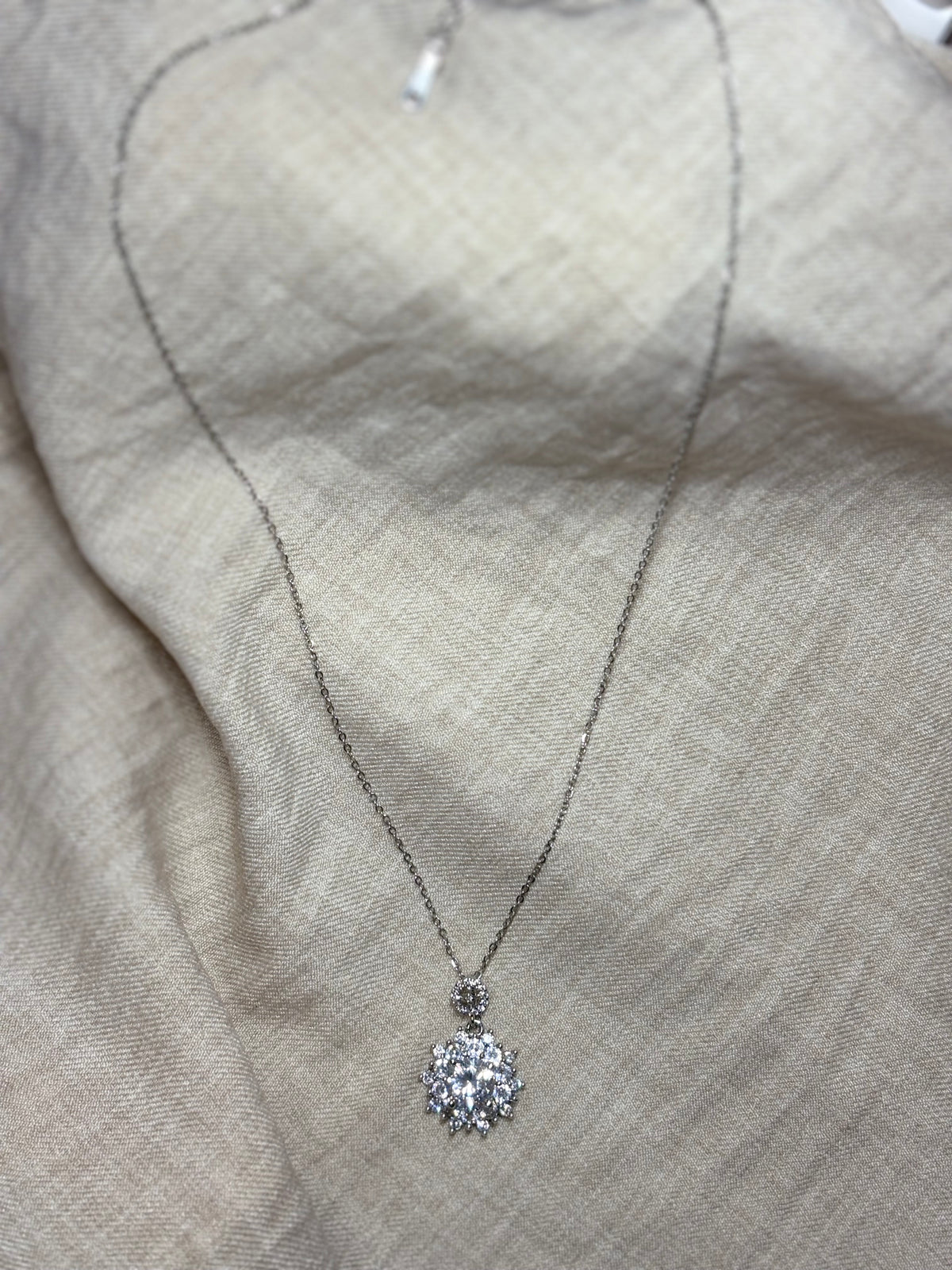 Collier Lana
