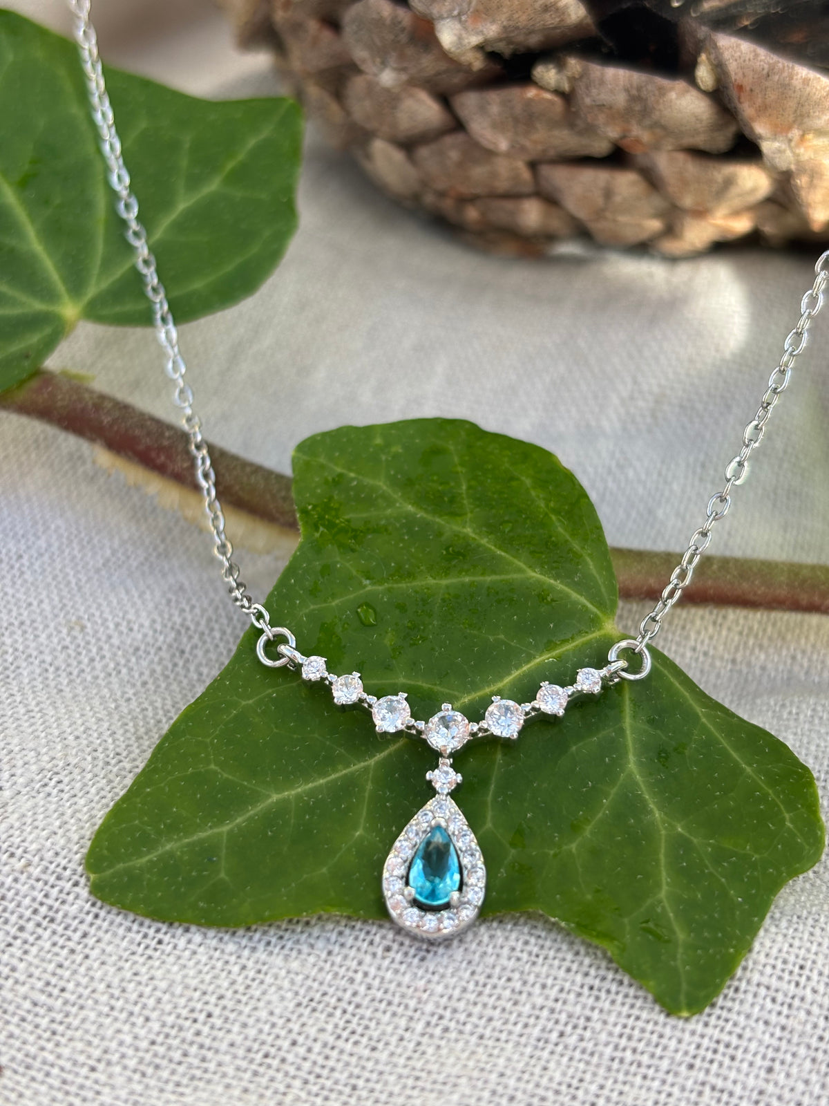 Collier Émy