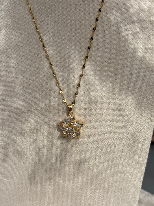 Collier Angelia